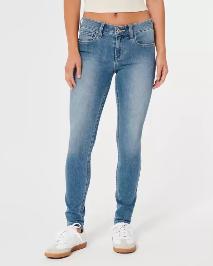 Low-Rise Medium Wash Super Skinny Jeans Low-Rise Medium Wash Super Skinny Jeans