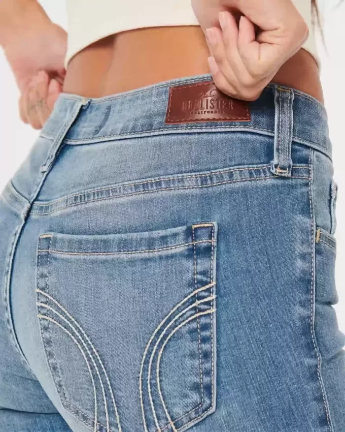 Low-Rise Medium Wash Super Skinny Jeans Low-Rise Medium Wash Super Skinny Jeans