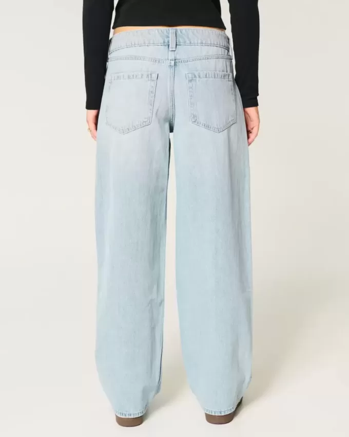 Low-Rise Medium Wash Tapered Baggy Jeans