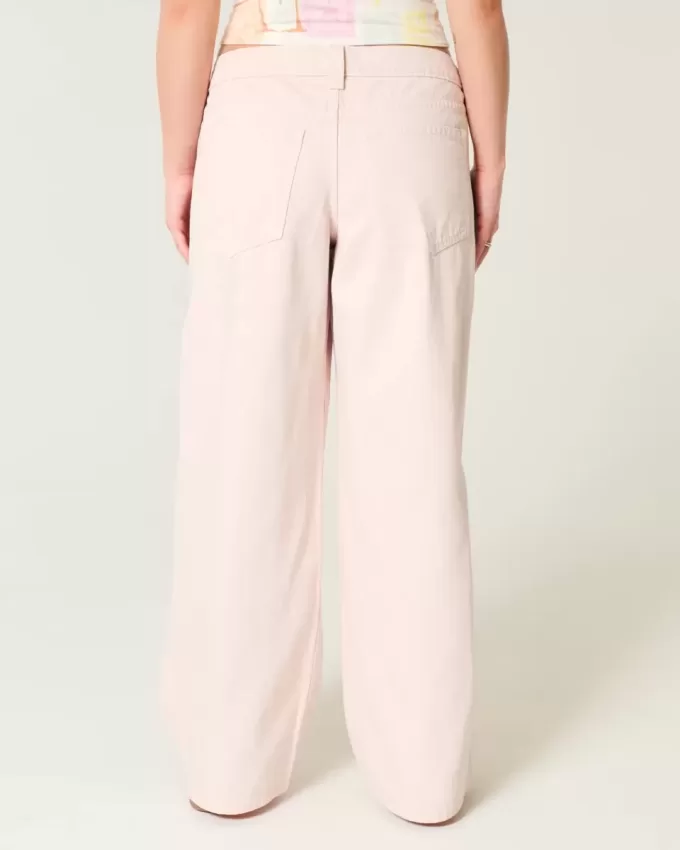 Low-Rise Pink Super Baggy Jeans Low-Rise Pink Super Baggy Jeans