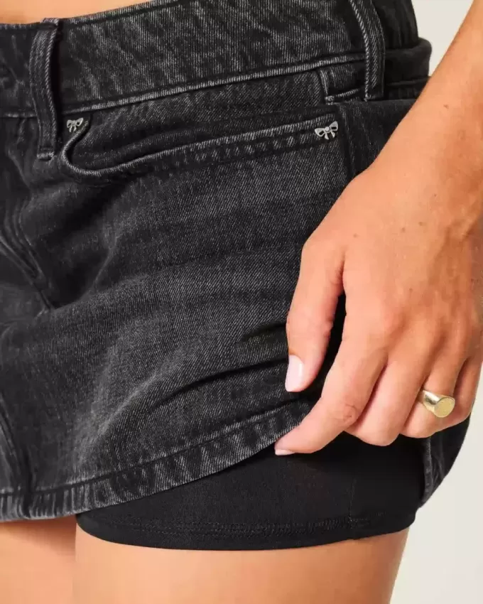 Low-Rise Washed Black Denim Mini Skort Low-Rise Washed Black Denim Mini Skort