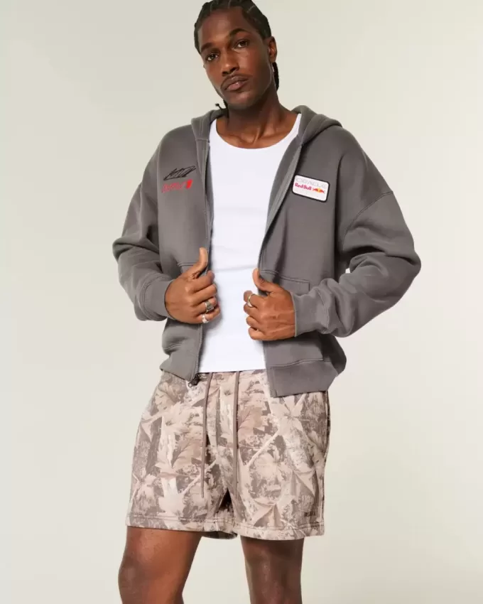 Mid-Thigh Camo Loose Fleece Shorts Mid-Thigh Camo Loose Fleece Shorts