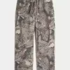 Mid-Thigh Camo Loose Fleece Shorts