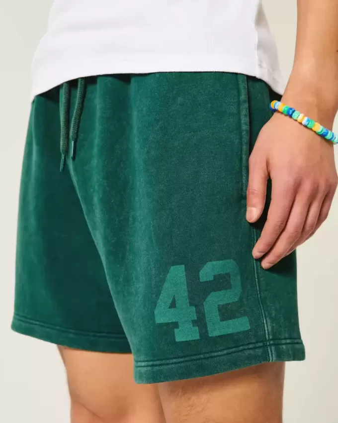 Mid-Thigh Graphic Loose Fleece Shorts
