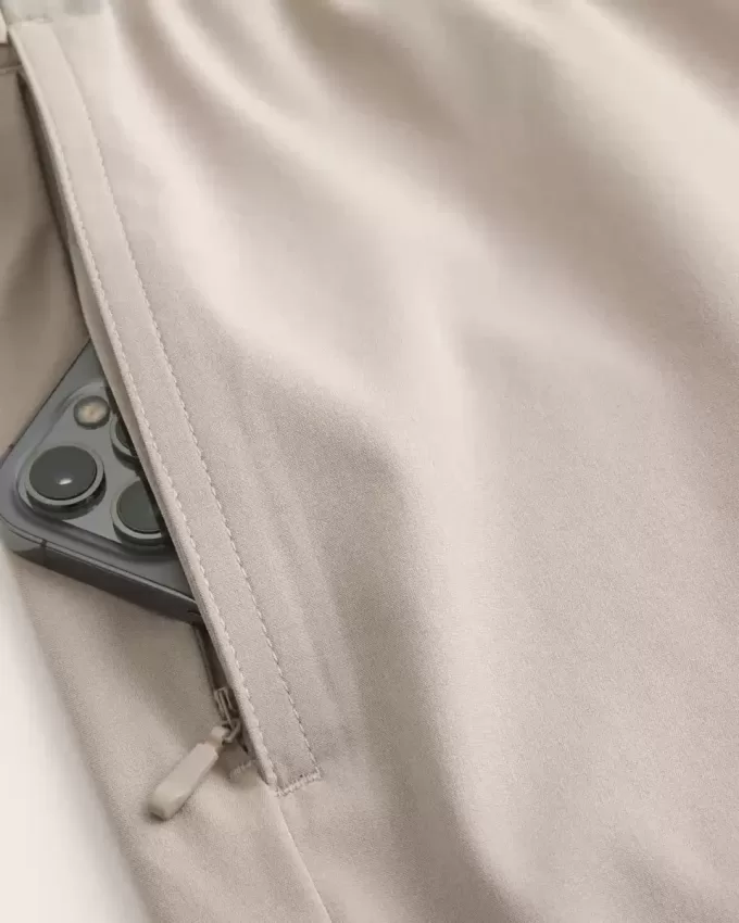 Mid-Thigh Hybrid Active Shorts