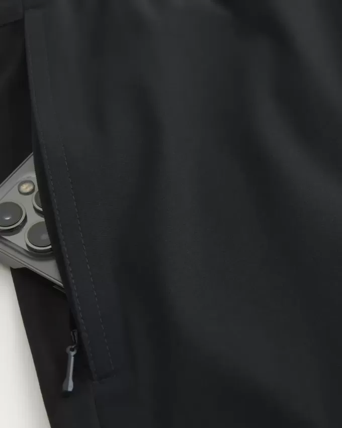 Mid-Thigh Hybrid Active Shorts Mid-Thigh Hybrid Active Shorts