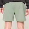 Mid-Thigh Loose Fleece Shorts Mid-Thigh Loose Fleece Shorts