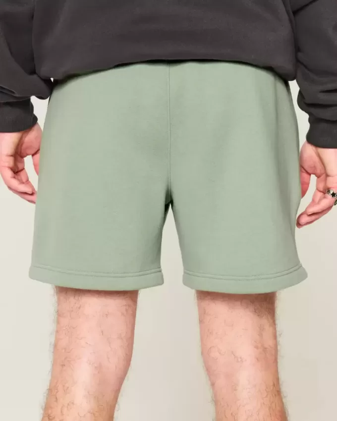 Mid-Thigh Loose Fleece Shorts Mid-Thigh Loose Fleece Shorts