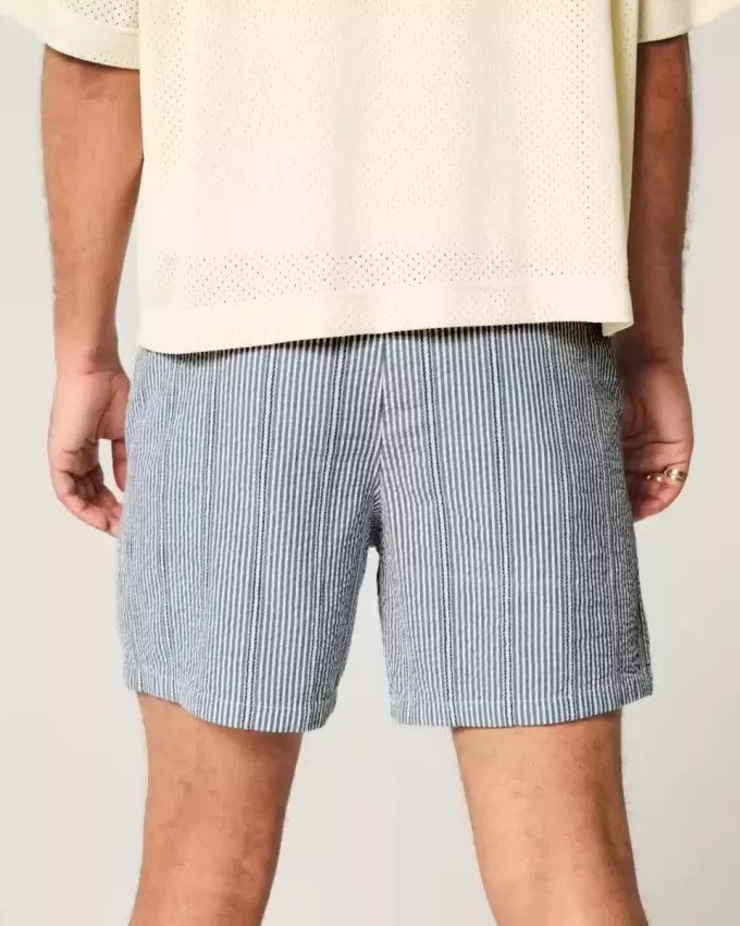 Mid-Thigh Seersucker Pull-On Shorts