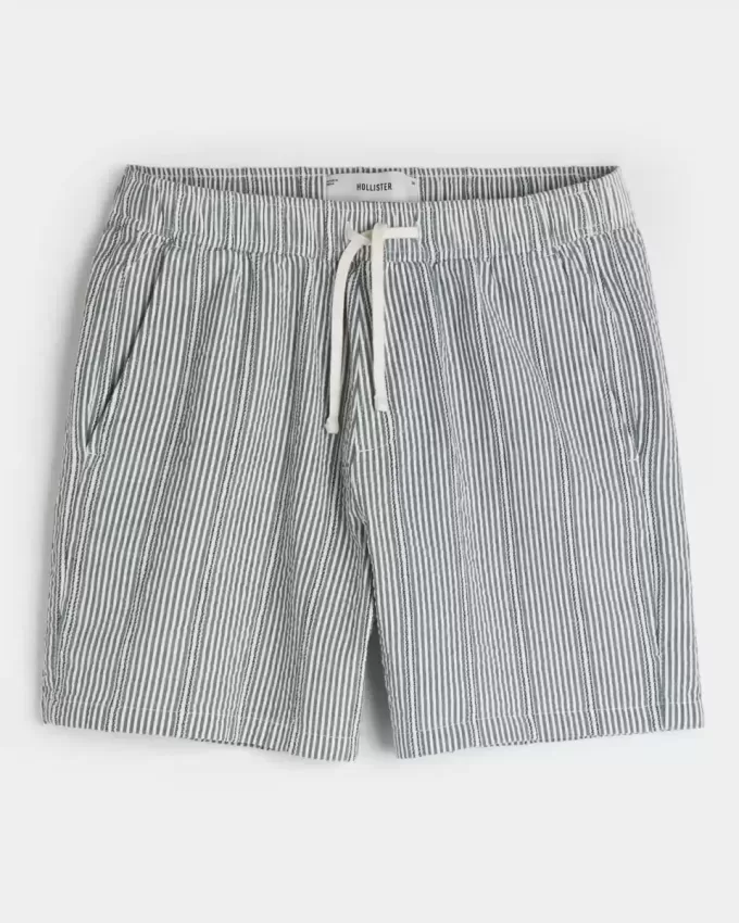 Mid-Thigh Seersucker Pull-On Shorts