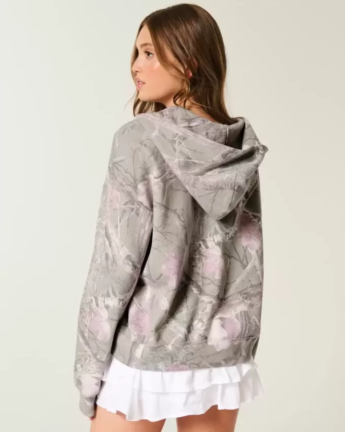 Oversized Camo Zip-Up Hoodie Oversized Camo Zip-Up Hoodie