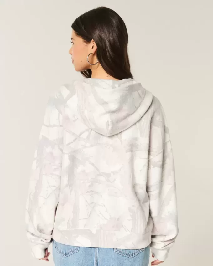 Oversized Camo Zip-Up Hoodie Oversized Camo Zip-Up Hoodie