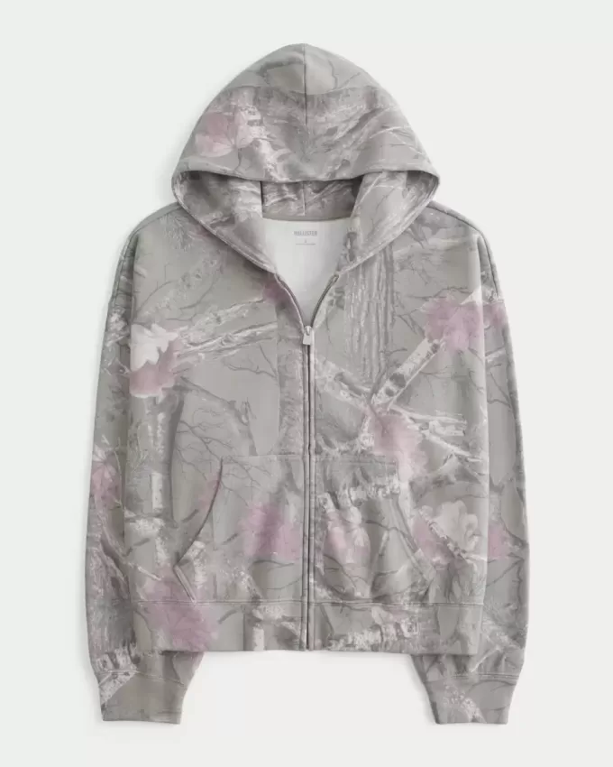Oversized Camo Zip-Up Hoodie Oversized Camo Zip-Up Hoodie