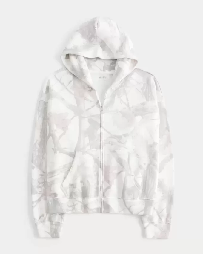 Oversized Camo Zip-Up Hoodie Oversized Camo Zip-Up Hoodie