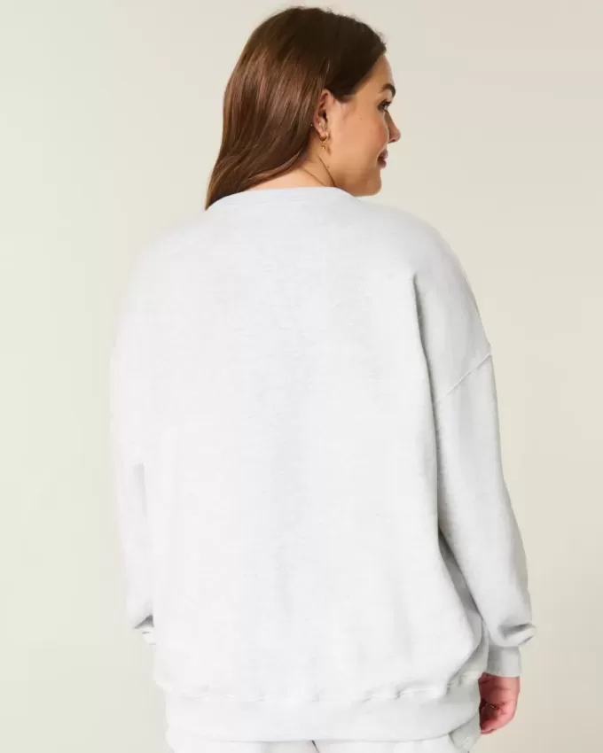 Oversized Heart Graphic Crew Sweatshirt Oversized Heart Graphic Crew Sweatshirt