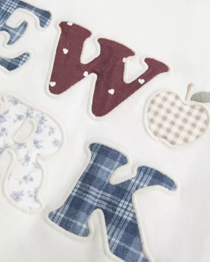 Oversized New York Graphic Crew Sweatshirt Oversized New York Graphic Crew Sweatshirt