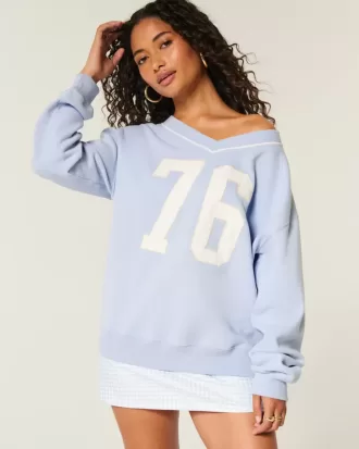 Oversized Number Graphic V-Neck Sweatshirt Oversized Number Graphic V-Neck Sweatshirt
