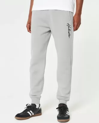 Relaxed Fleece Logo Joggers