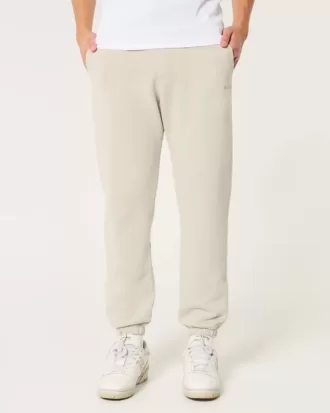 relaxed fleece logo joggers 2 6 330x413 - Relaxed Fleece Logo Joggers