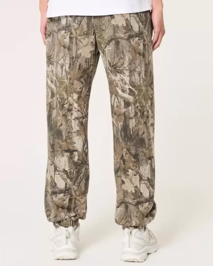 Relaxed Fleece Logo Joggers Relaxed Fleece Logo Joggers