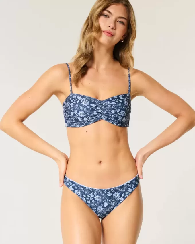 Reversible Low-Rise Cheeky Bikini Bottom Reversible Low-Rise Cheeky Bikini Bottom