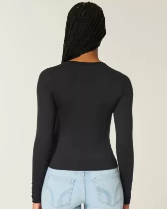 Seamless Fabric Long-Sleeve Crew Top Seamless Fabric Long-Sleeve Crew Top