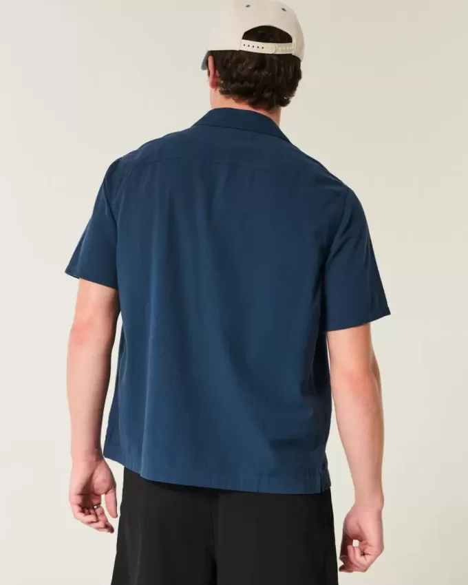 Short-Sleeve Seersucker Pocket Shirt Short-Sleeve Seersucker Pocket Shirt