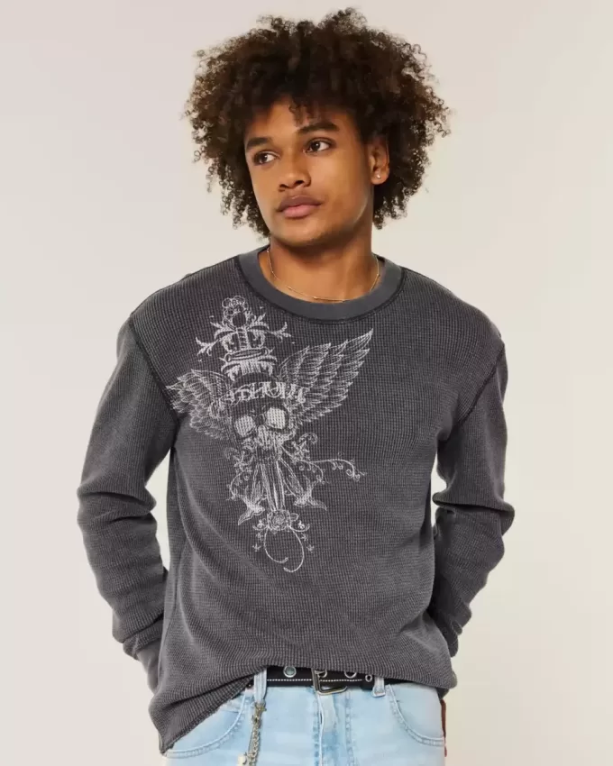 Skull Graphic Thermal Crew Shirt