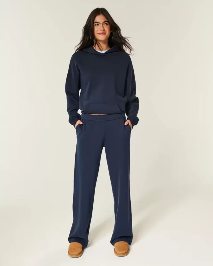 Wide-Leg Sweatpants Wide-Leg Sweatpants